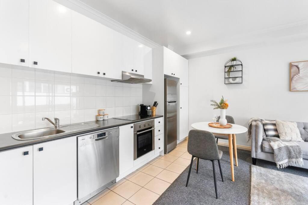 Cozy 1 Bedder In St Kilda With Balcony Διαμέρισμα Μελβούρνη Εξωτερικό φωτογραφία
