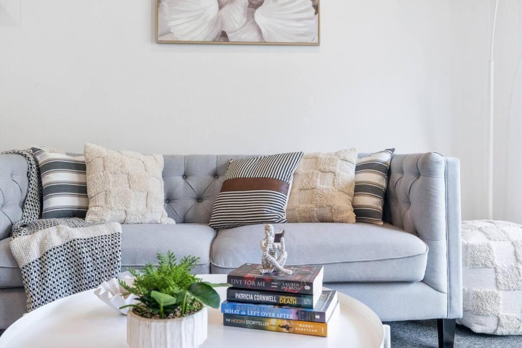 Cozy 1 Bedder In St Kilda With Balcony Διαμέρισμα Μελβούρνη Εξωτερικό φωτογραφία