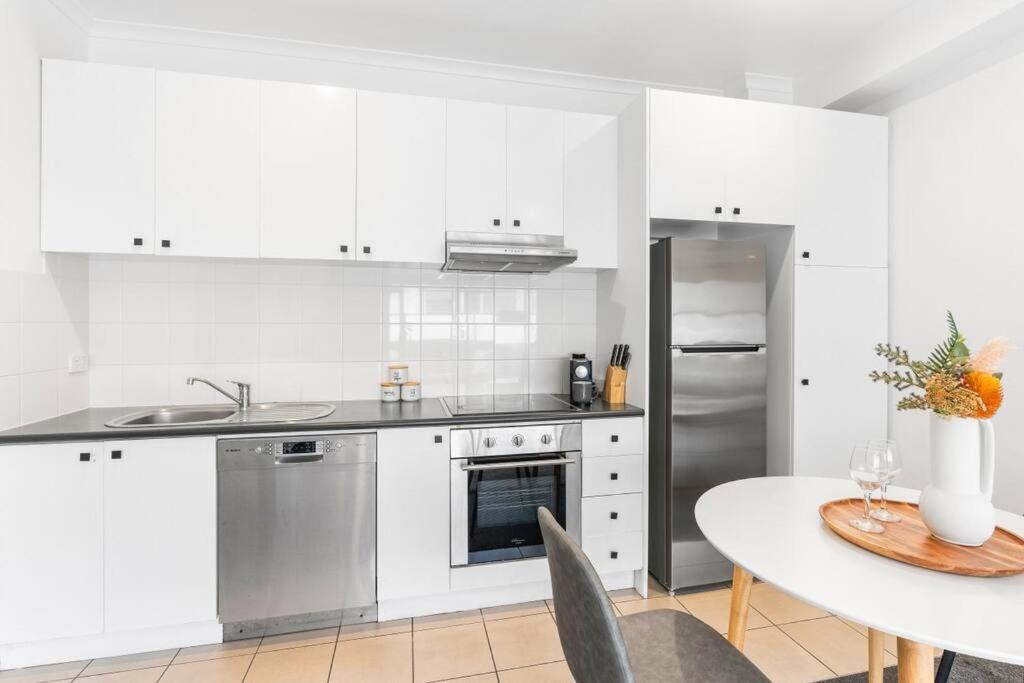 Cozy 1 Bedder In St Kilda With Balcony Διαμέρισμα Μελβούρνη Εξωτερικό φωτογραφία